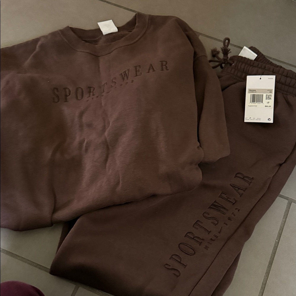 Nike Dark Brown Women's sweat set